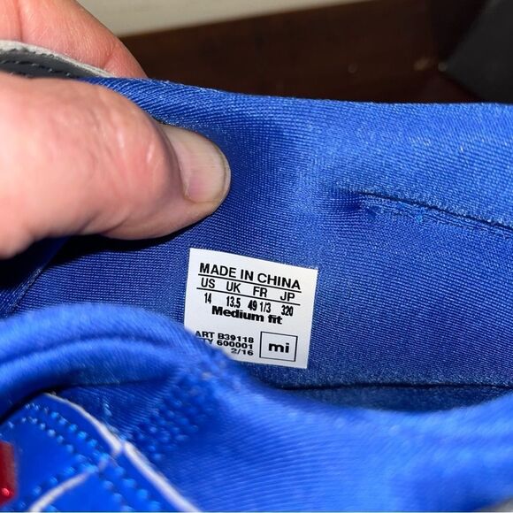 Kansas Jayhawks Team Issued Blue White Damian Lillard 2 Shoes Athletics Program - Picture 8 of 13